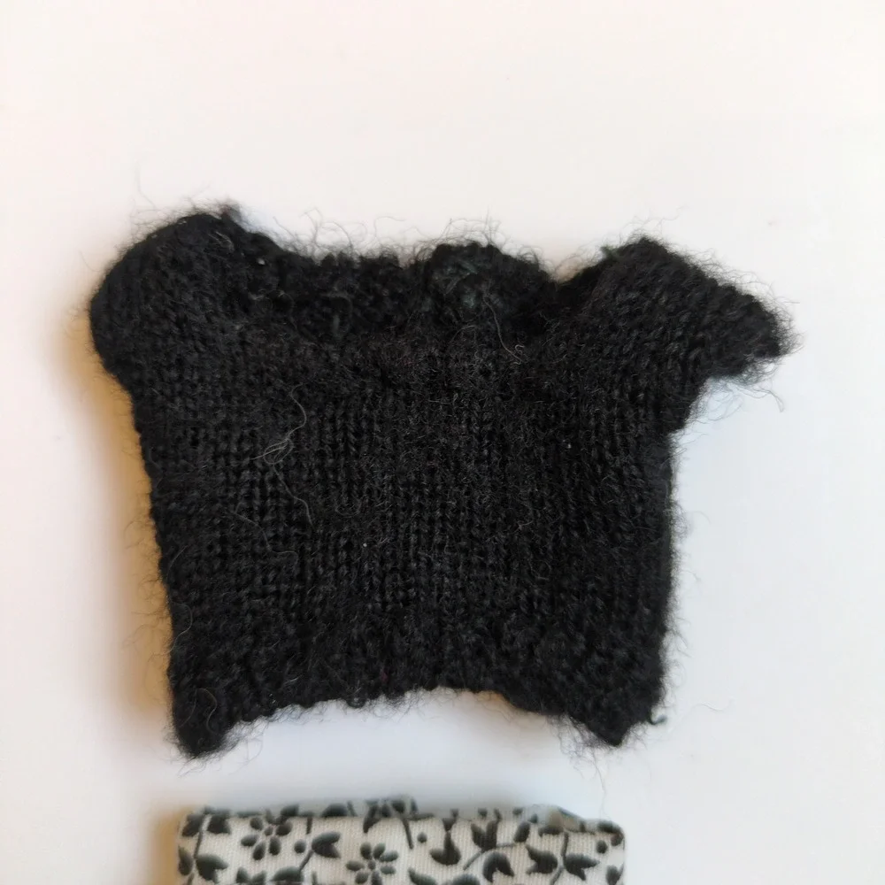 Vintage 60s Barbie Fashion Pak Clothing Outfit Black Knit Shell Top Floral Skirt